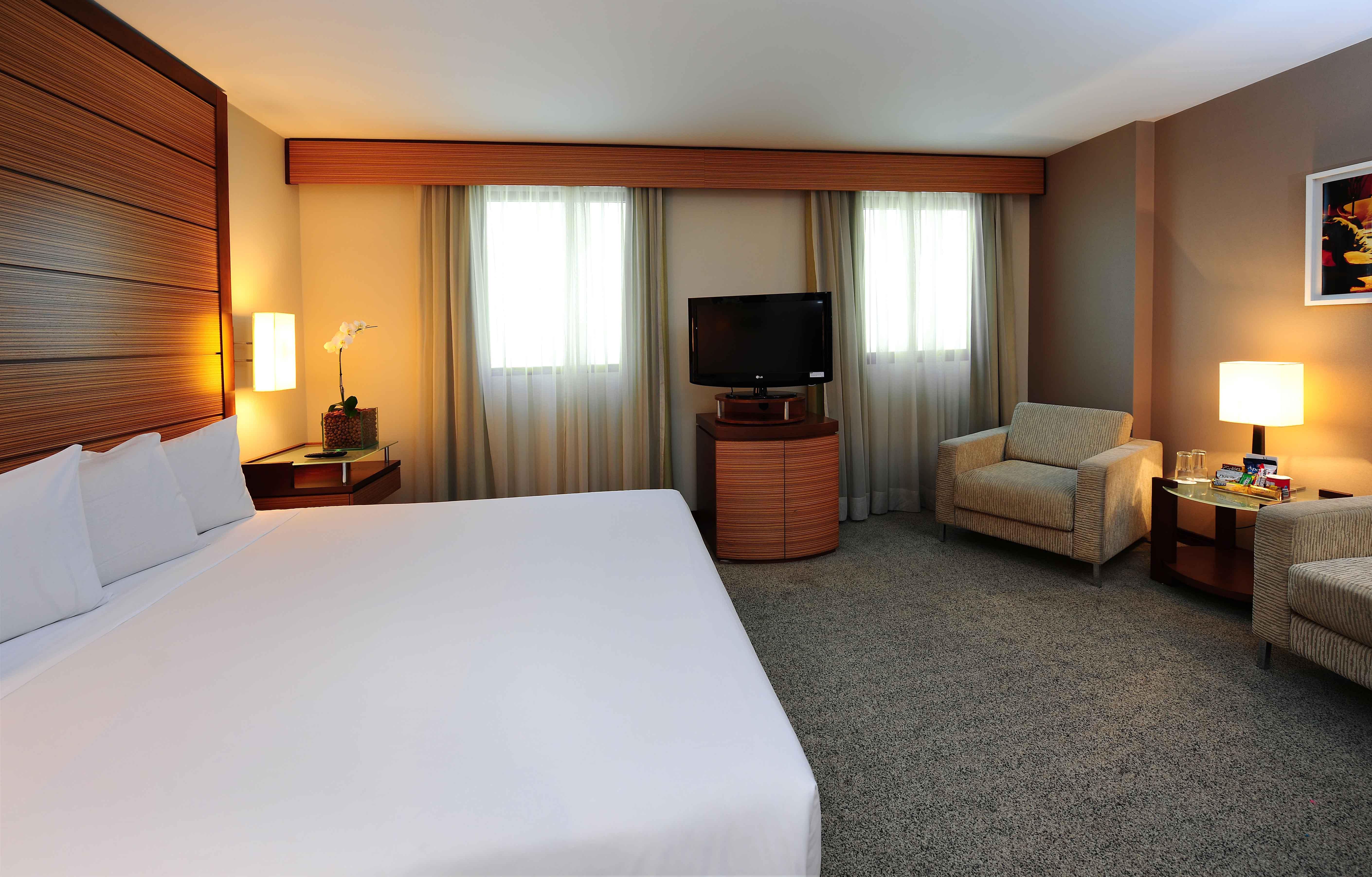 Wyndham Sao Paulo Ibirapuera Convention Plaza Hotel ภายนอก รูปภาพ